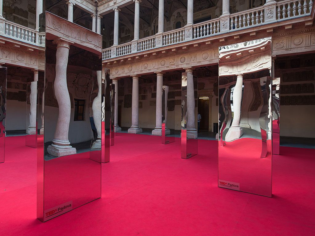 Riflessioni in Padua - Bo Palace