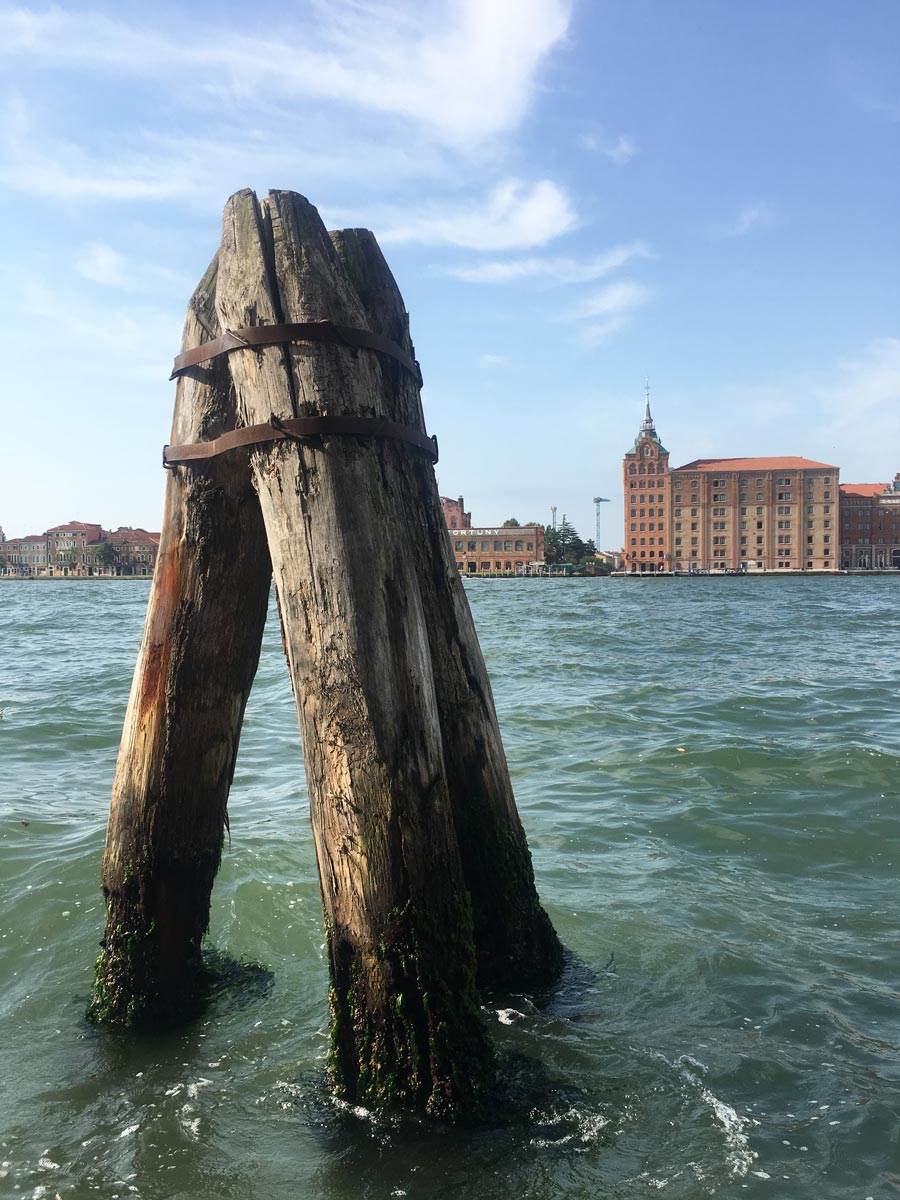 Briccola sul mare della laguna di Venezia