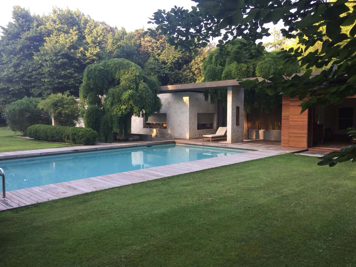 Garden with swimming pool in the center