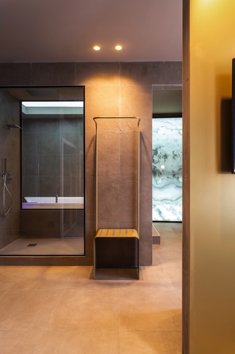 gold suite & spa