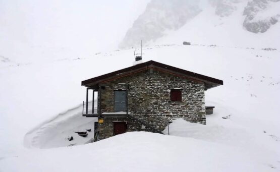 Progetto di riqualificazione del rifugio Crête Sèche in Valpelline