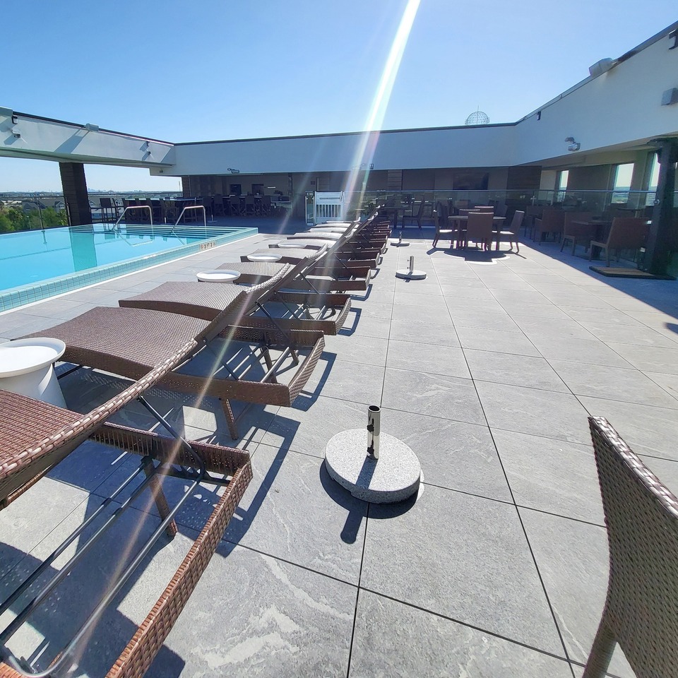 Cambria Hotel
