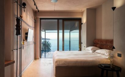 l'acqua by the sea - valnetina auterio